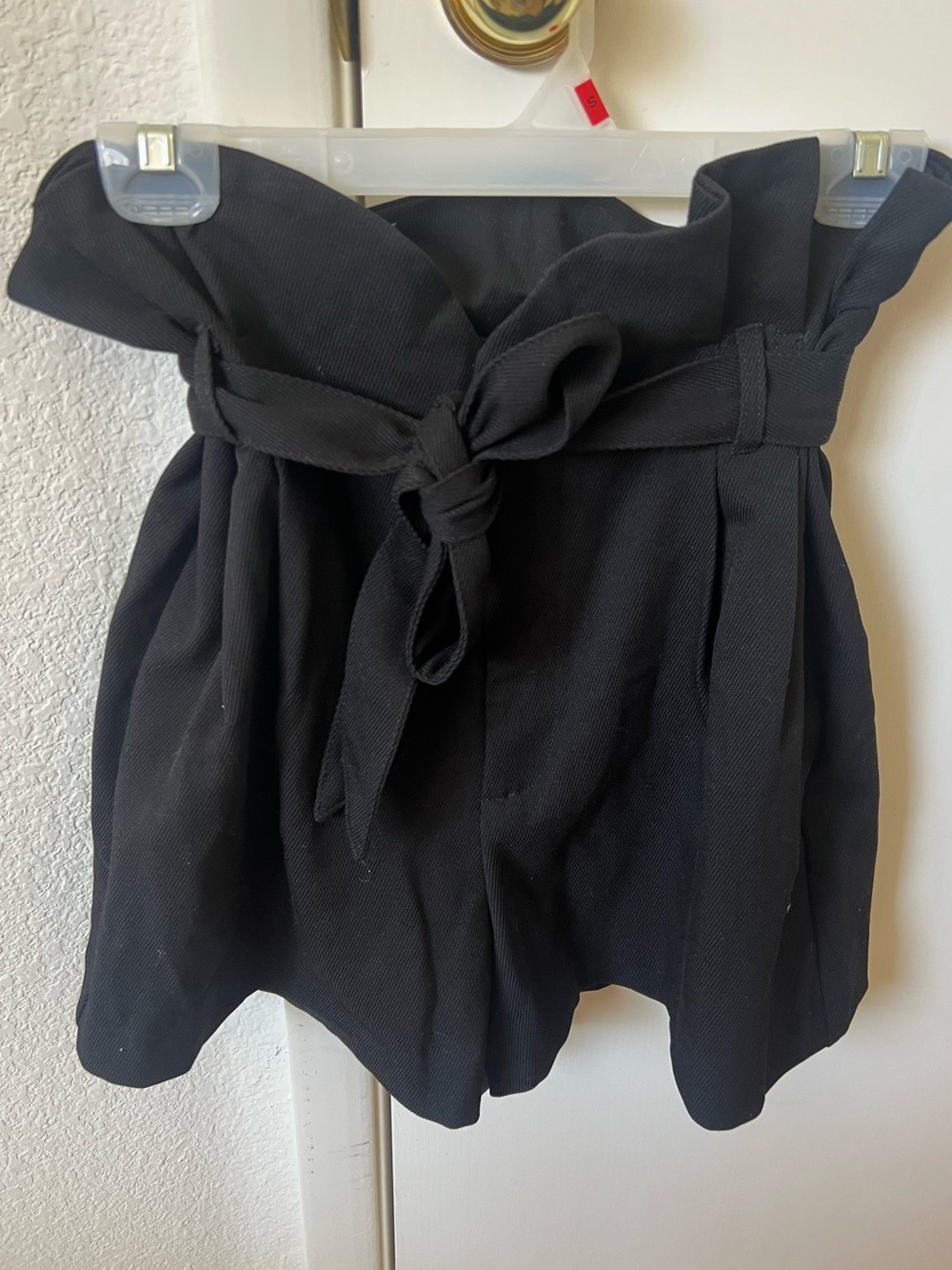 NWT ZARA High Waist Belted Paper Bag Shorts with Side Belt Tie in Black
